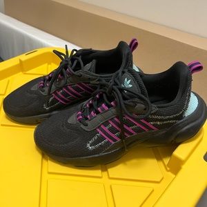 Adidas ozweego shoes